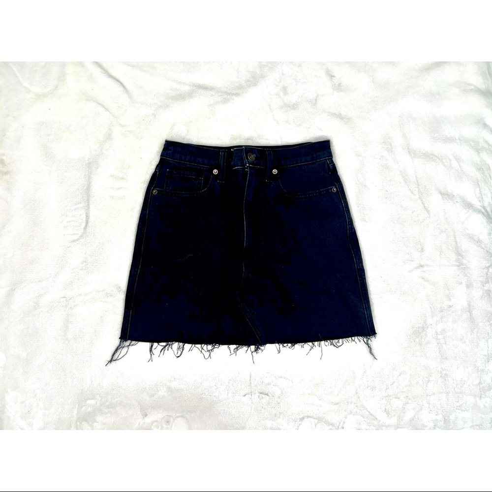 Abercrombie & Fitch Skirt || 26